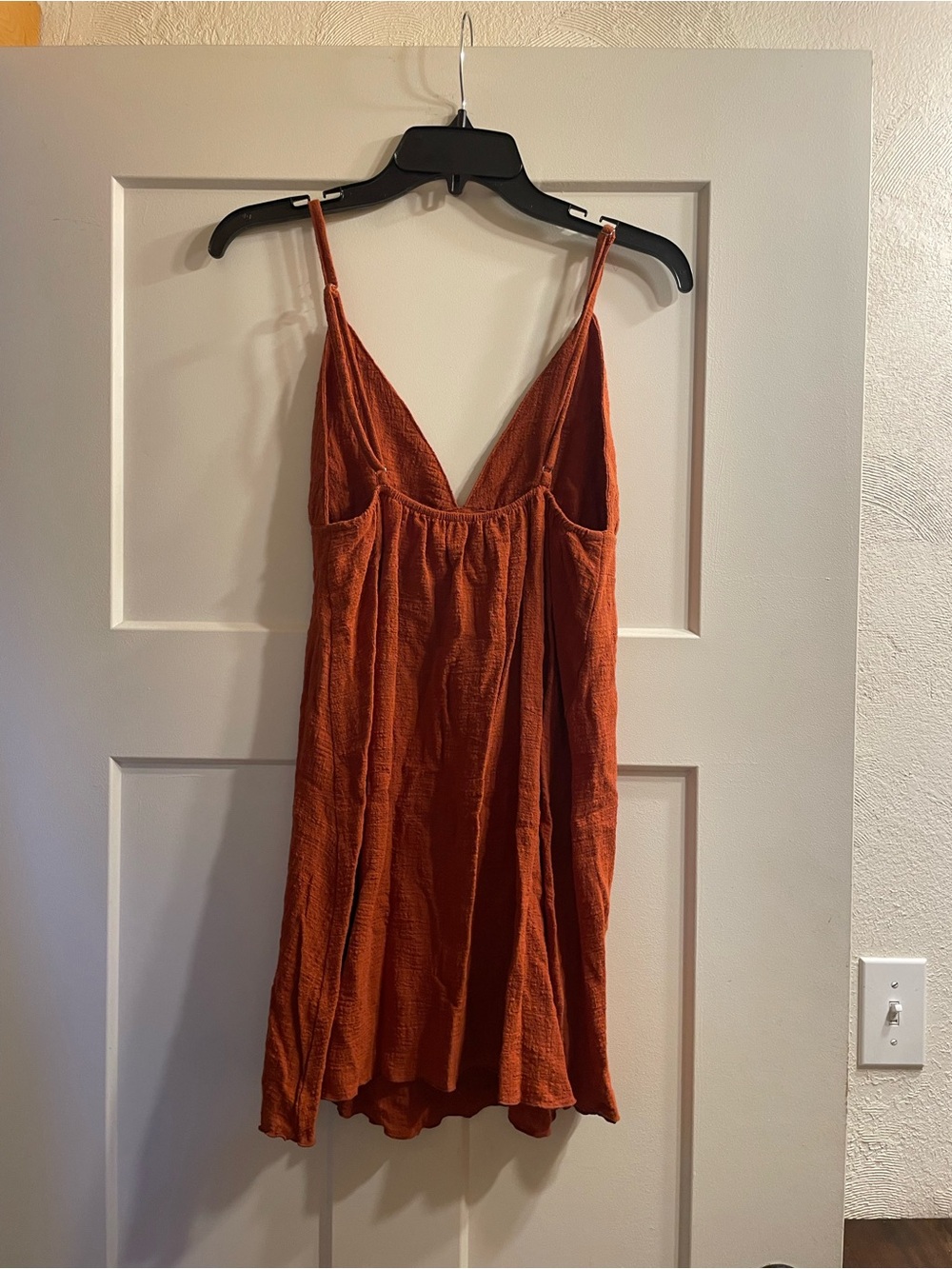 Flowy Dress - Picture 3 of 4